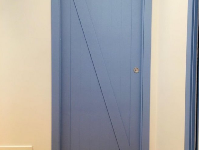 Porta in Legno colore blu